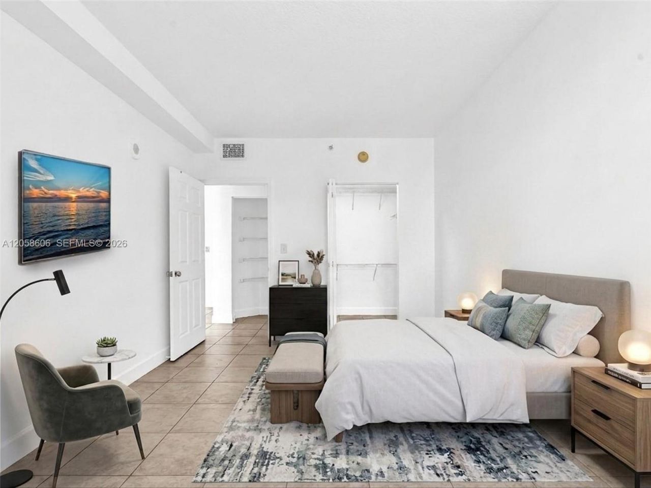 50 Menores Ave , Unit 518, Coral Gables, FL 33134 Photo