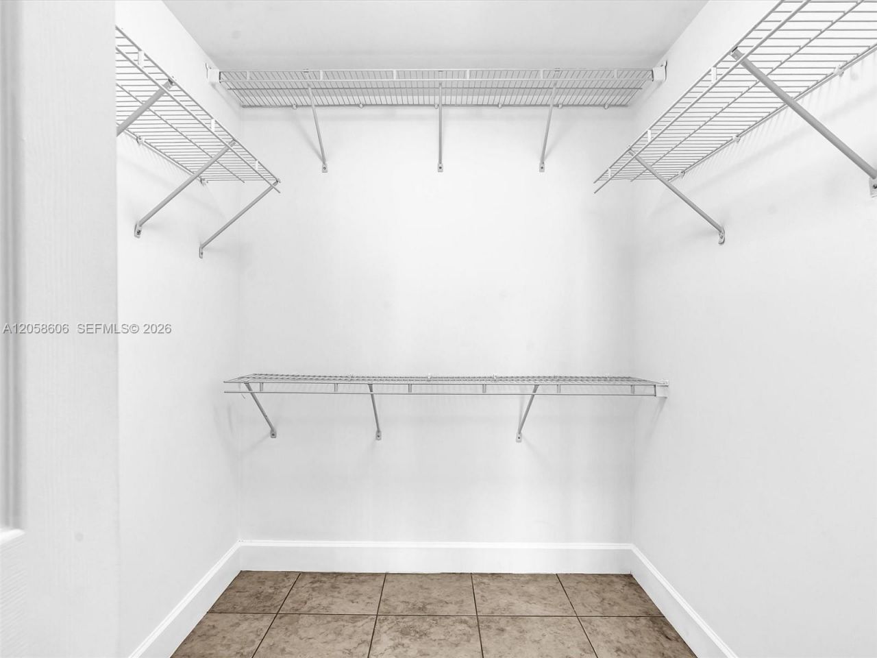 50 Menores Ave , Unit 518, Coral Gables, FL 33134 Photo