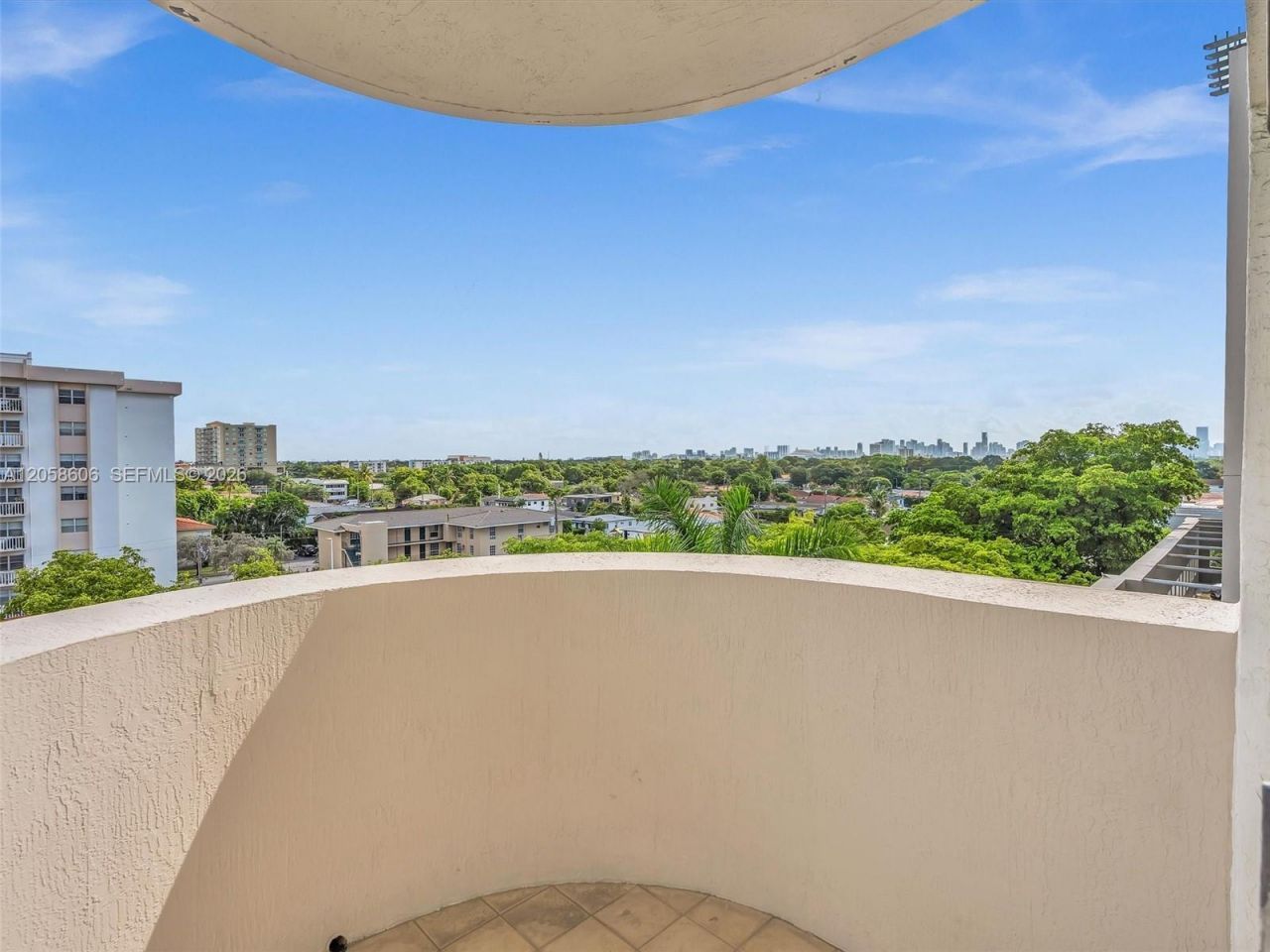 50 Menores Ave , Unit 518, Coral Gables, FL 33134 Photo