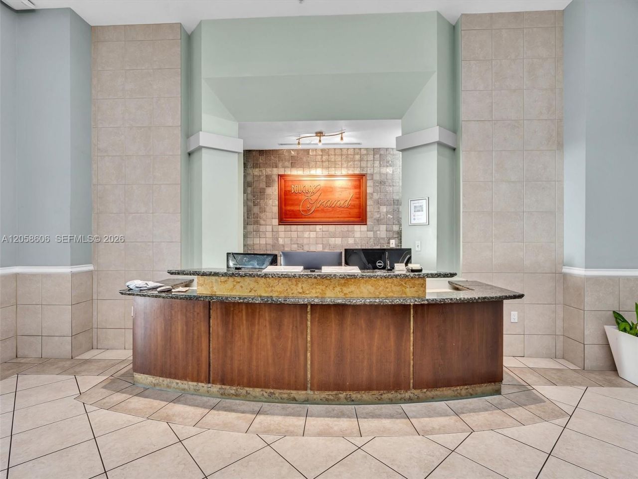 50 Menores Ave , Unit 518, Coral Gables, FL 33134 Photo