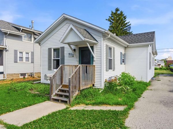 111 E FOLLET STREET, Fond Du Lac, WI 54935