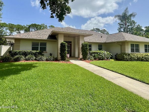 596 Lake Ashley Circle , Melbourne, FL 32904