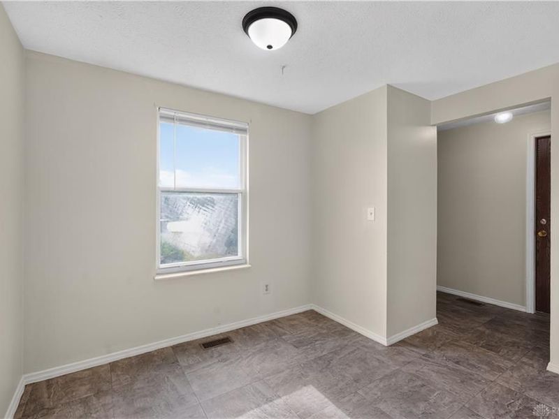 7880 Waterton Court, Dayton, OH 45426 Photo 18