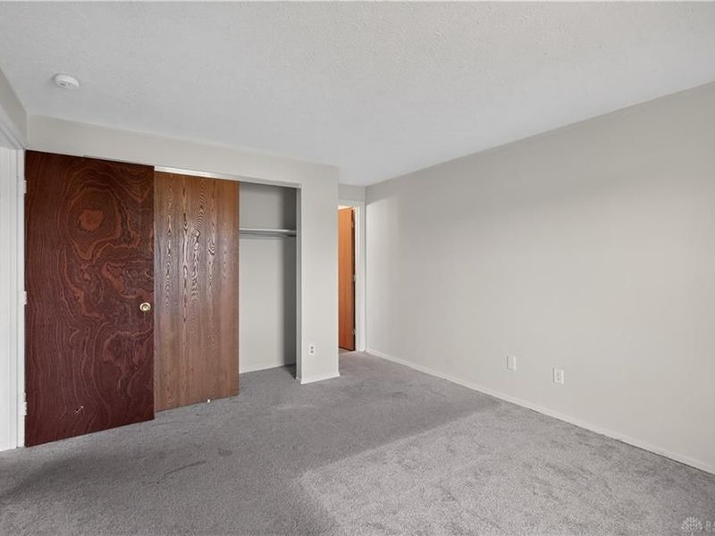 7880 Waterton Court, Dayton, OH 45426 Photo 24