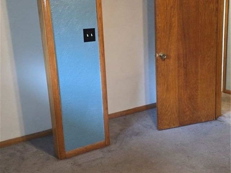 16777 Valley Drive , East Liverpool, OH 43920 Photo 7