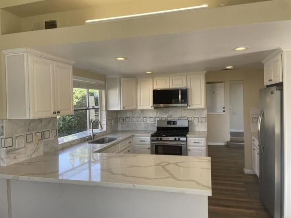2415 Levante Street, Carlsbad, CA 92009