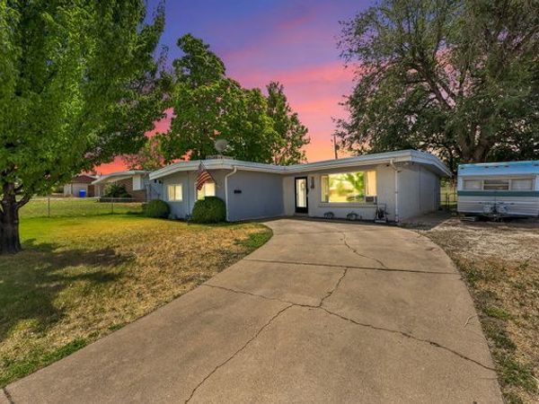217 W 1425 N, Sunset, UT 84015