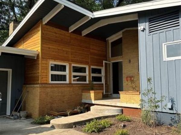1100 W 88th Street, Kansas City, MO 64114