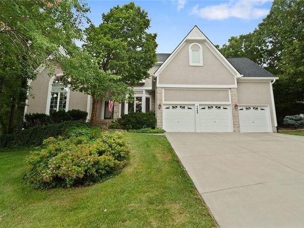 7560 Eicher Drive, Shawnee, KS 66217