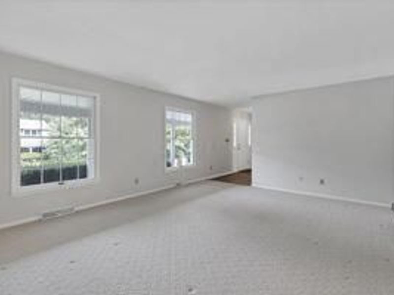 1755 Stonewall Drive, Newark, OH 43055 Photo 9