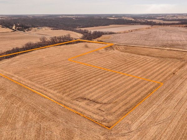 1003 580th Street , Lacona, IA 50139