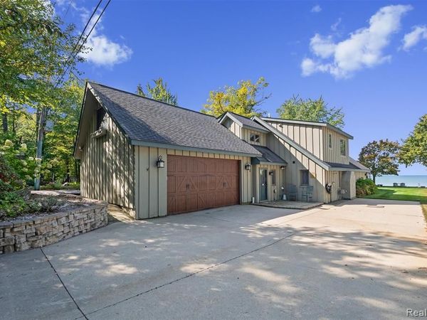 5892 Port Austin Road , Caseville, MI 48725
