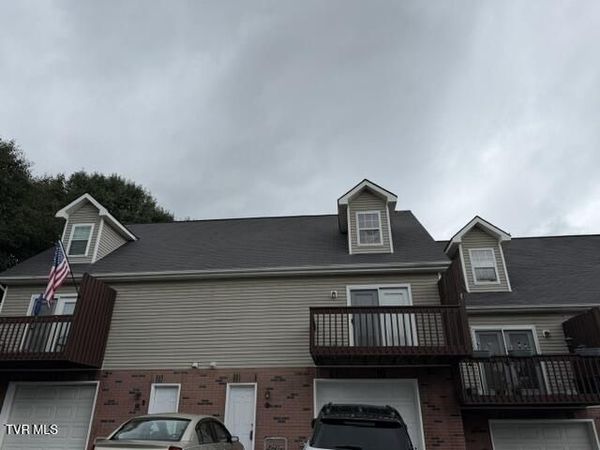 107 Cambridgeshire Court, Unit 107, Johnson City, TN 37615