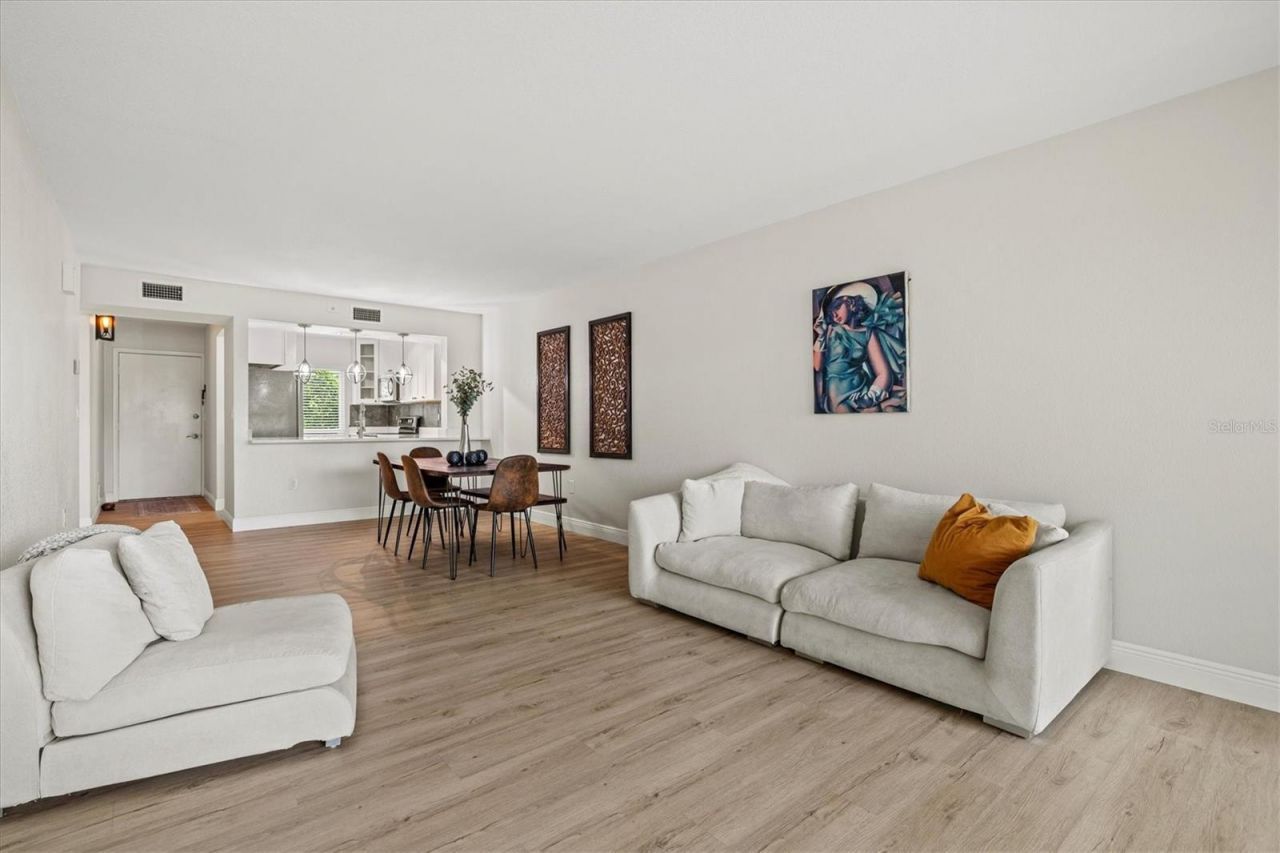 3053 Taywood Meadows, Unit 3, Sarasota, FL 34235 Photo
