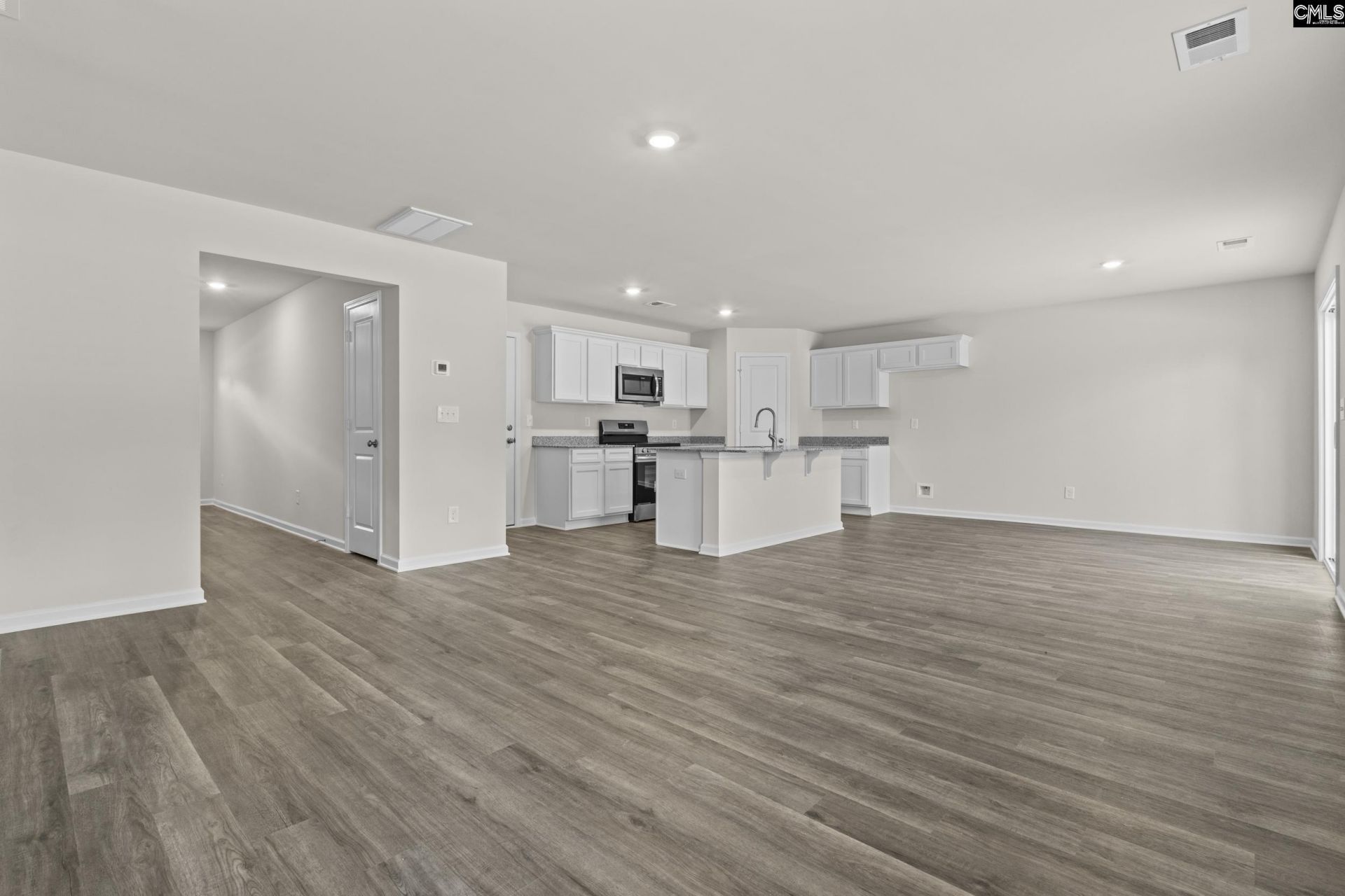 210 Governor Heyward Road Photo 4