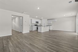 210 Governor Heyward Road photo 4