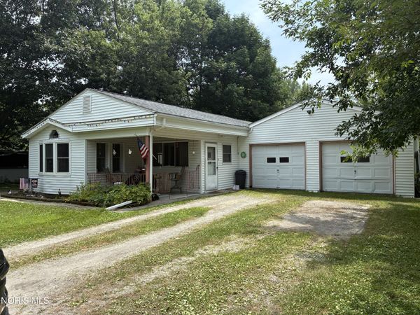 5440 W Fremont Road , Port Clinton, OH 43452