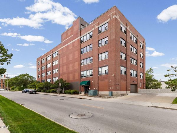 110 Ottawa Street , Toledo, OH 43604