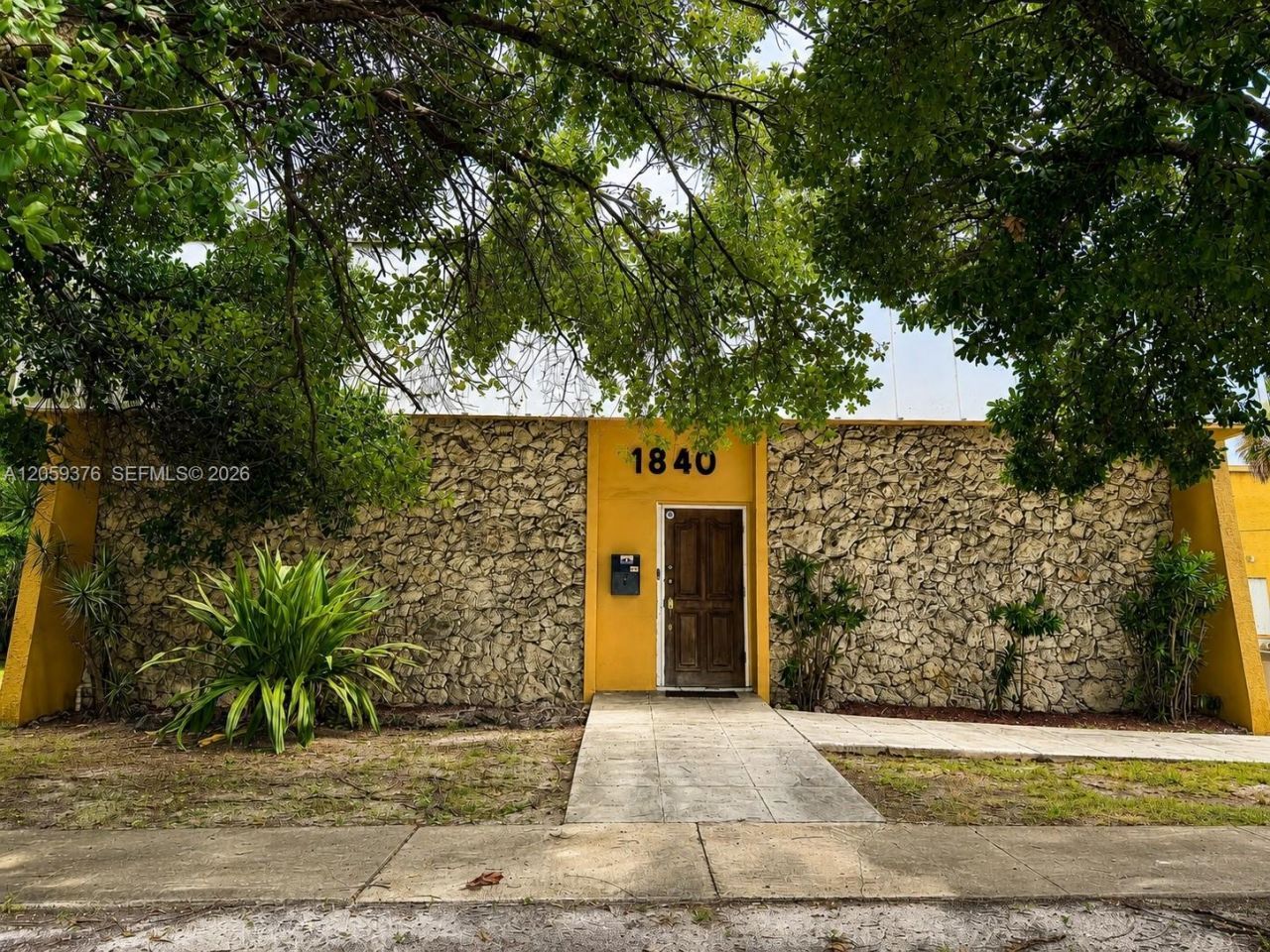 1840 NE 153rd St , North Miami Beach, FL 33162 Photo