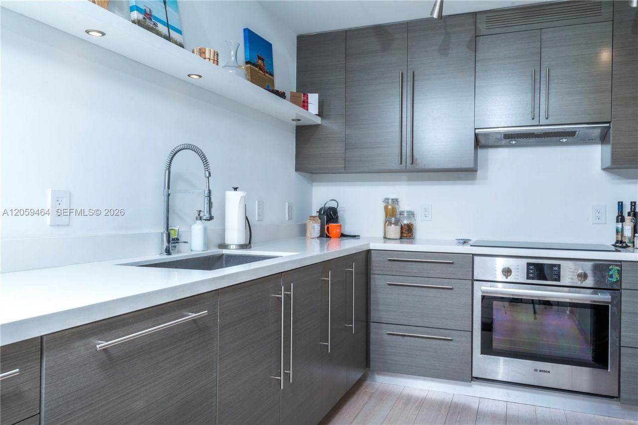 11 Island Ave, Unit 1004, Miami Beach, FL 33139 Photo