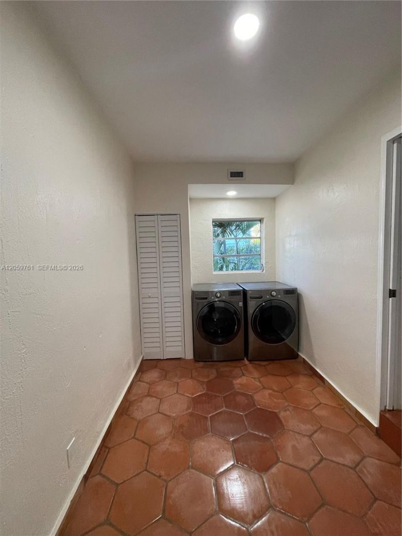 2153 SW 13th St, Miami, FL 33145 Photo