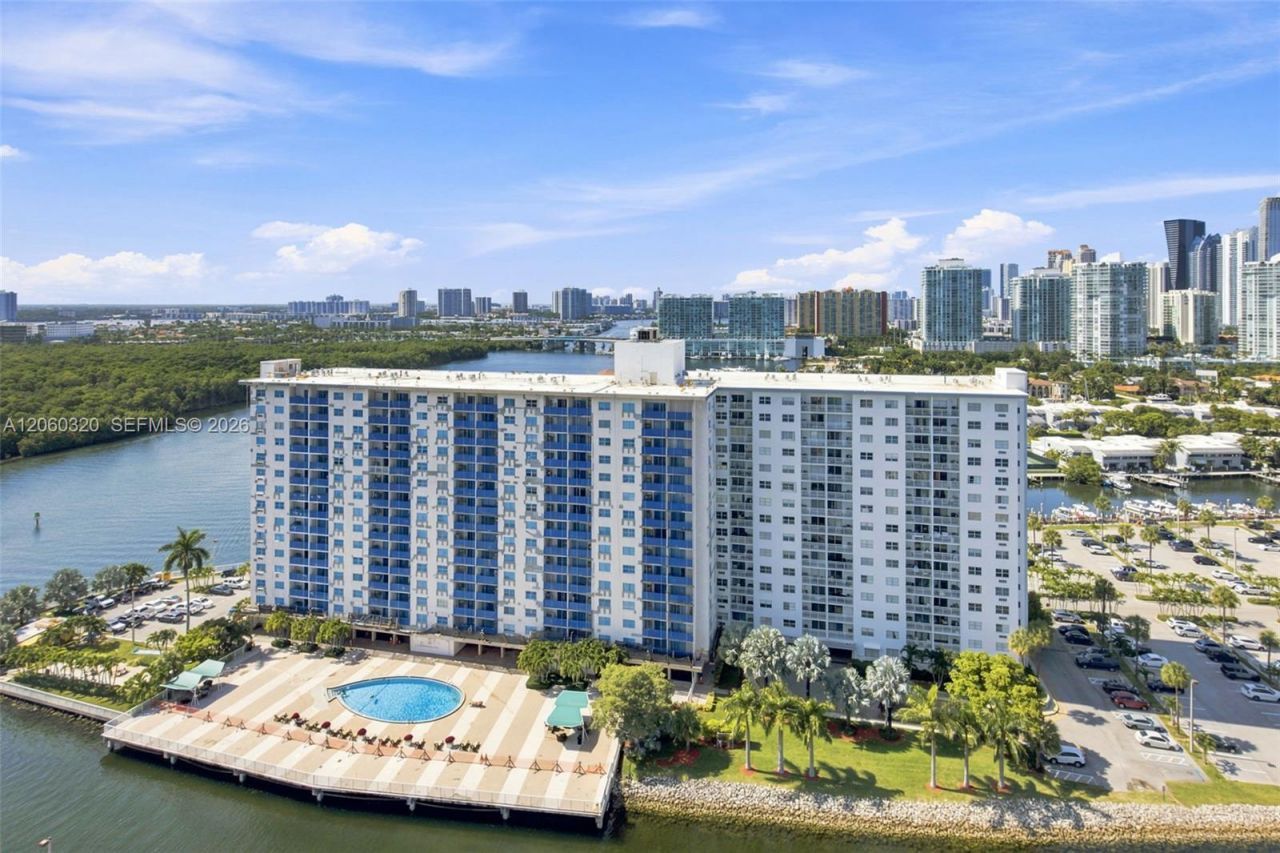 500 Bayview Dr, Unit 2121, Sunny Isles Beach, FL 33160 Photo