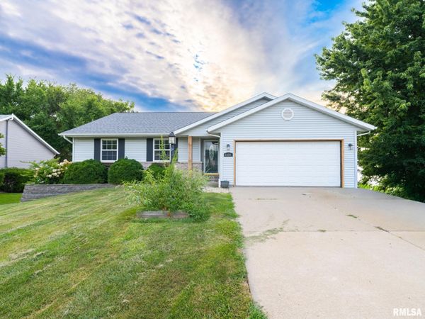 4405 S NEWCASTLE Court, Mapleton, IL 61547