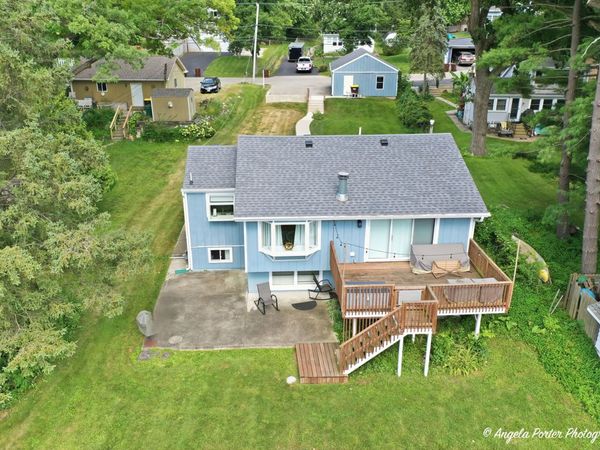 4813 Wildwood Drive , McHenry, IL 60051