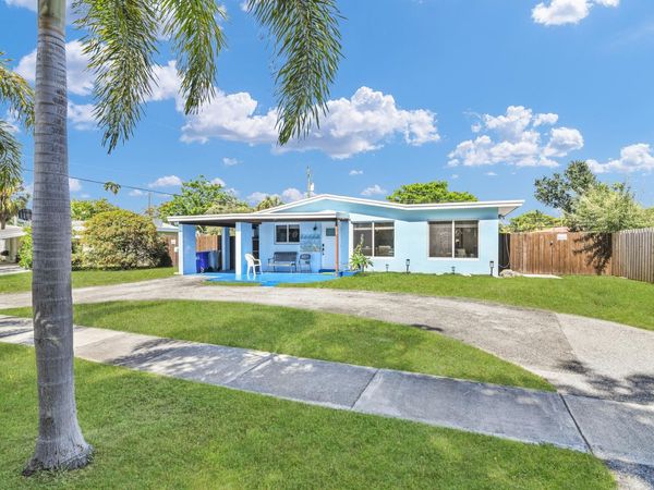 1218 SW 2ND Avenue, Pompano Beach, FL 33060