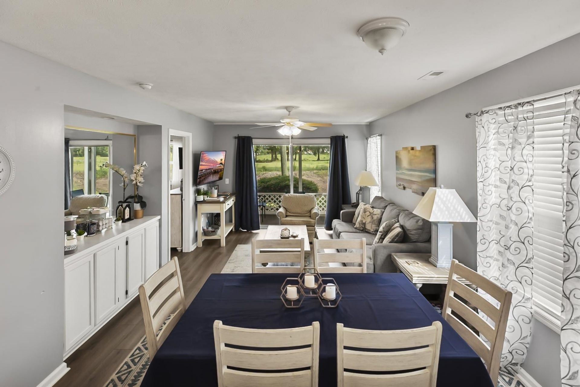 589 Blue River Ct.  Photo 10