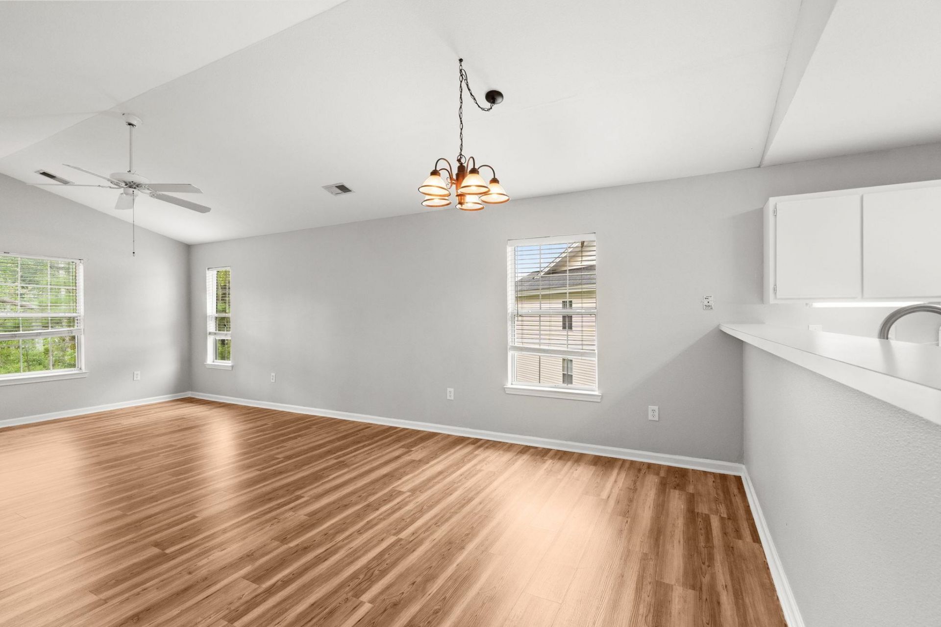 1208 River Oaks Dr.  Photo 13