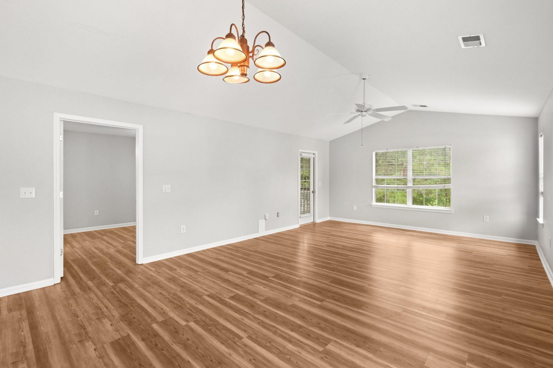 1208 River Oaks Dr.  Photo 14