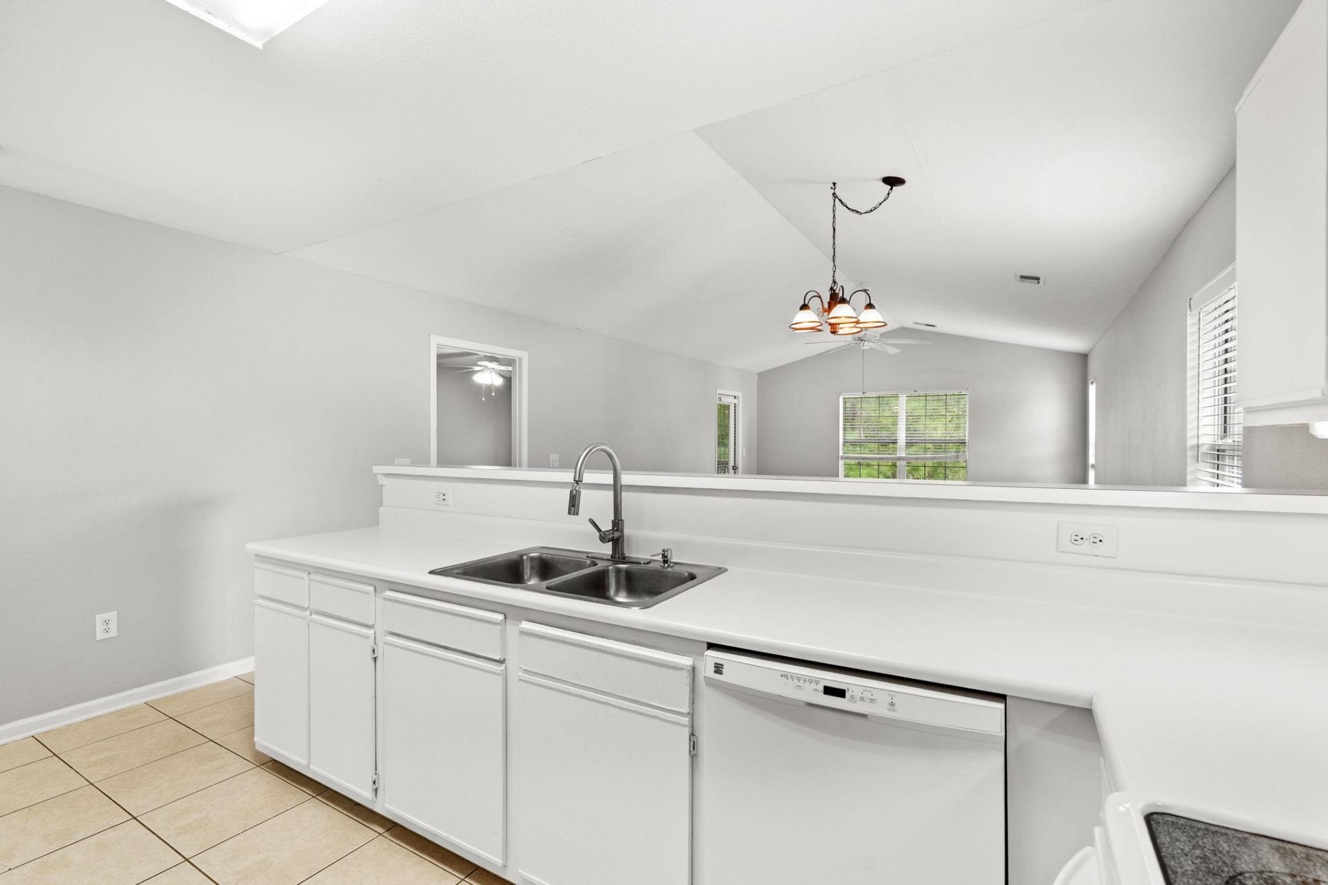 1208 River Oaks Dr.  Photo 19