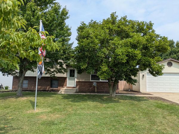 17533 Calhoun Street , Lowell, IN 46356