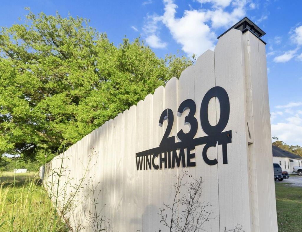 230 Winchime Court Photo 35