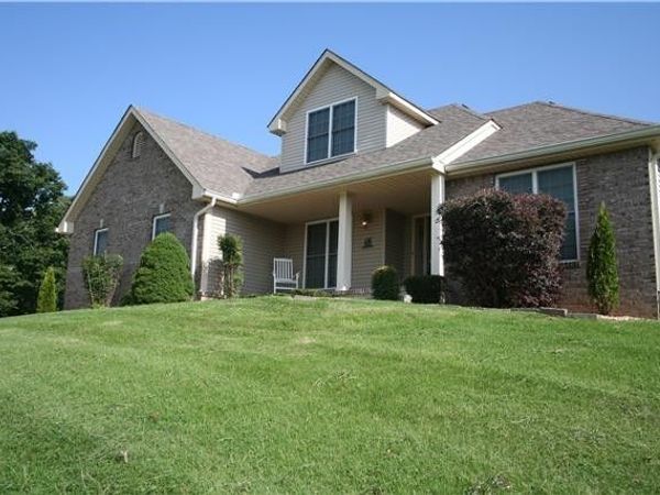 627 E Glenridge Ln , Clarksville, TN 37043