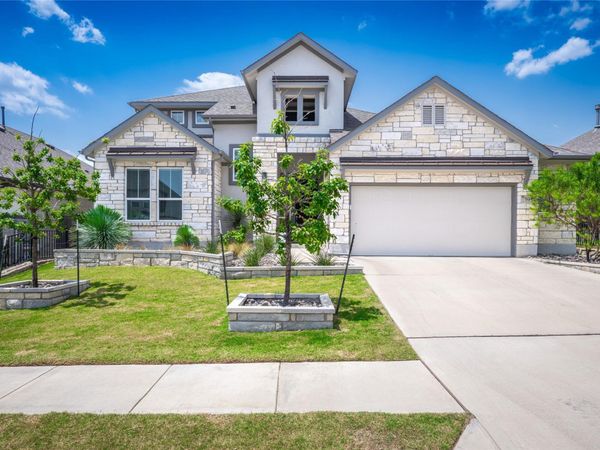 595 Wild Pecan LOOP, Buda, TX 78610