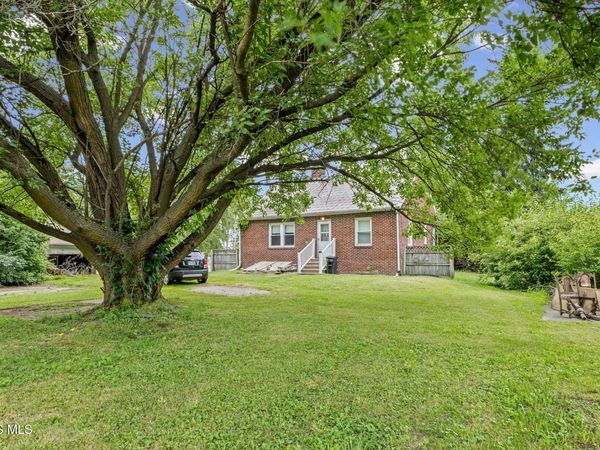 8905 Mandell Road , Perrysburg, OH 43551