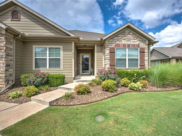 2504 SW Moorland Street , Bentonville, AR 72713