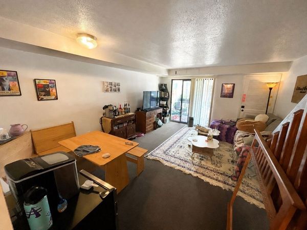 72 Euston Road, Unit 302, Boston, MA 02135