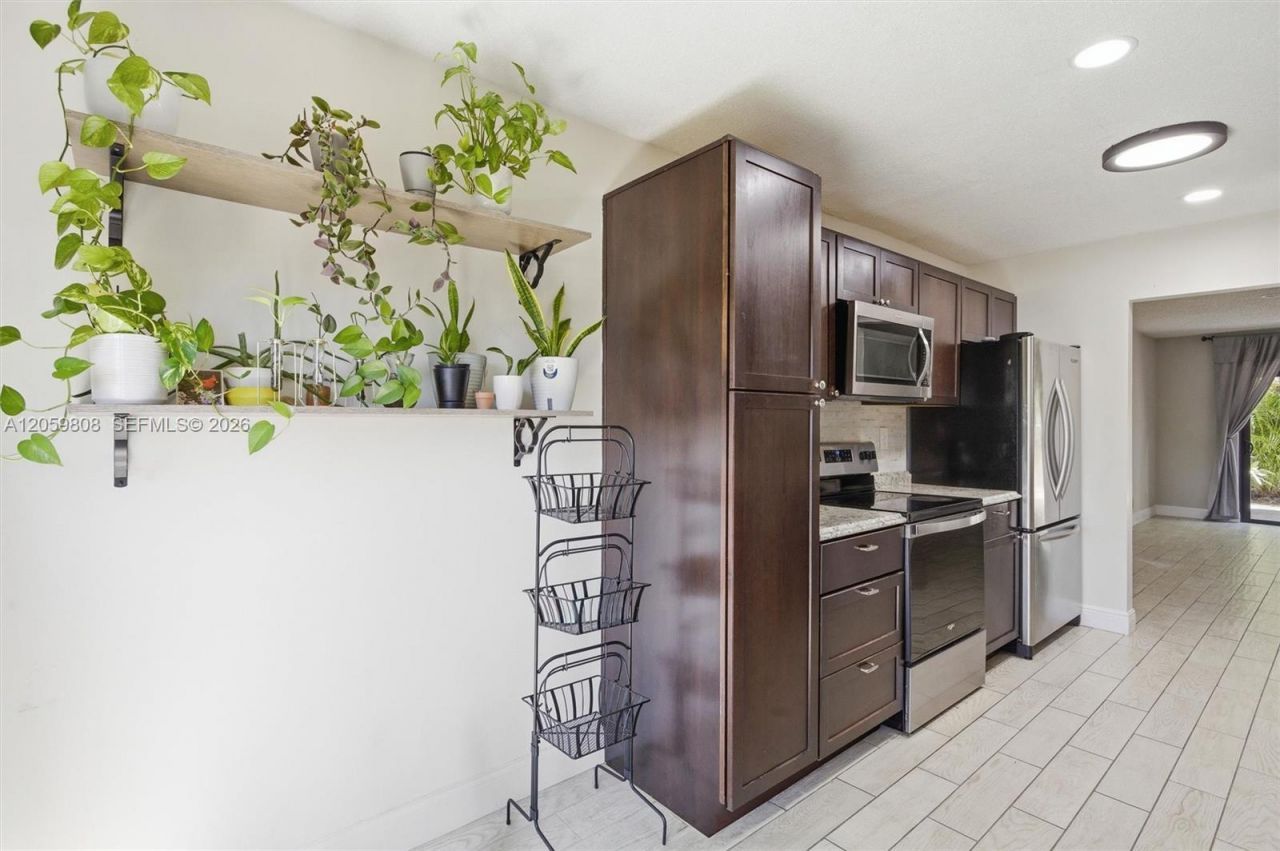 2950 NW 106th Ave, Unit 8, Sunrise, FL 33322 Photo