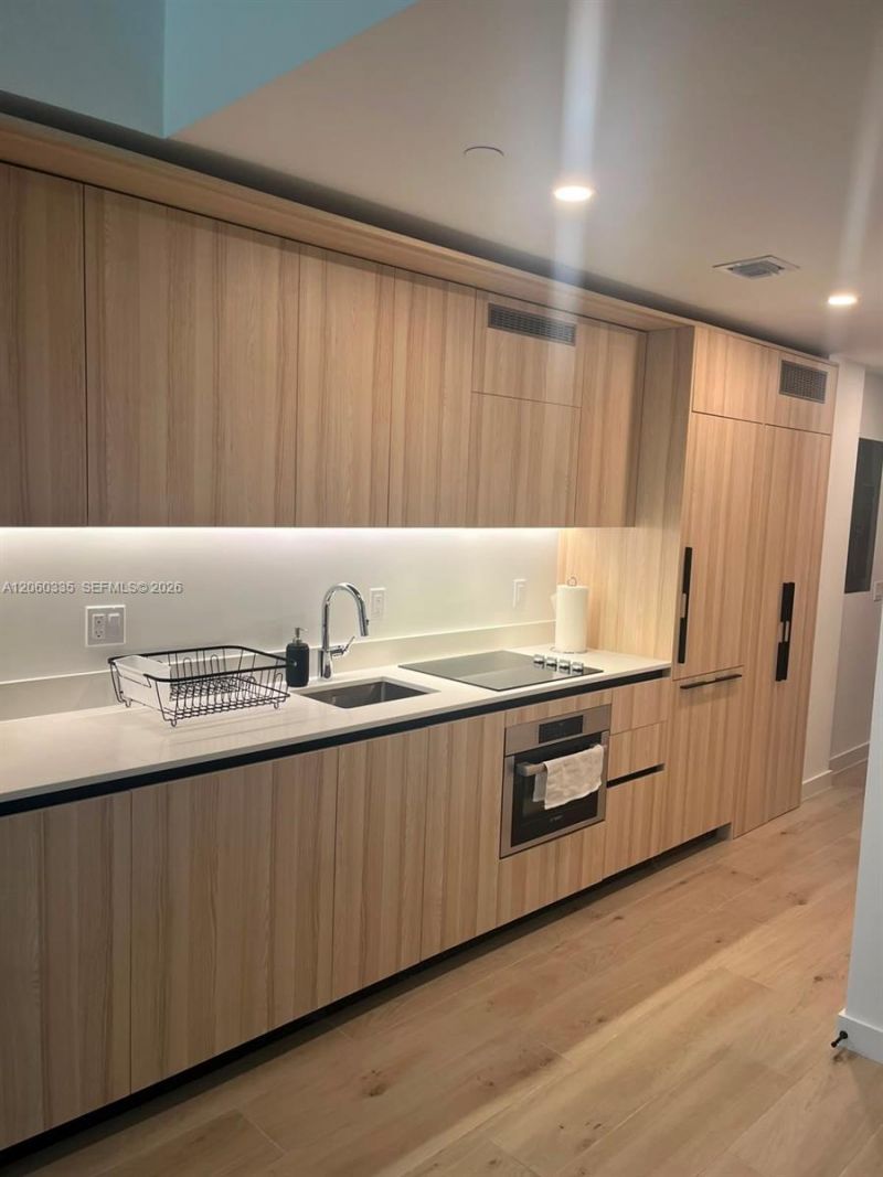 225 N Miami Ave, Unit 1810, Miami, FL 33128 Photo