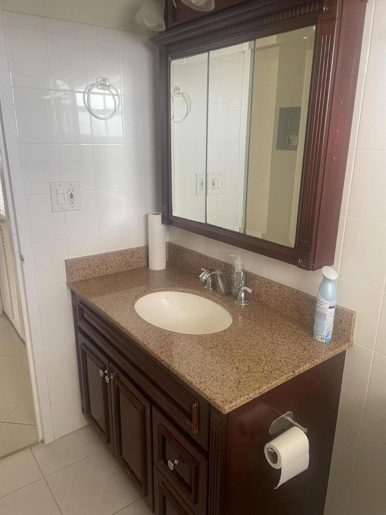2555 NE 11th Street, Unit 803, Fort Lauderdale, FL 33304 Photo