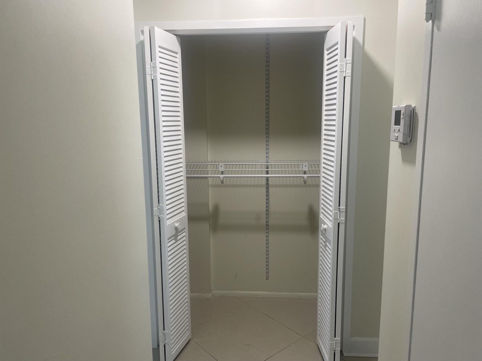 2555 NE 11th Street, Unit 803, Fort Lauderdale, FL 33304 Photo