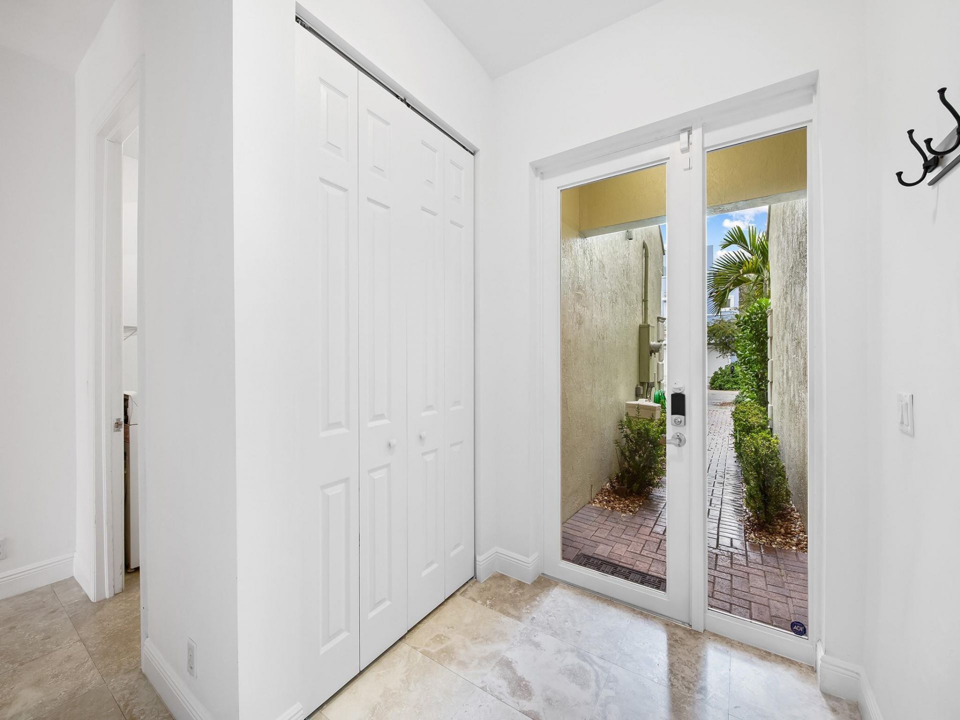1226 NE 14th Avenue, Fort Lauderdale, FL 33304 Photo