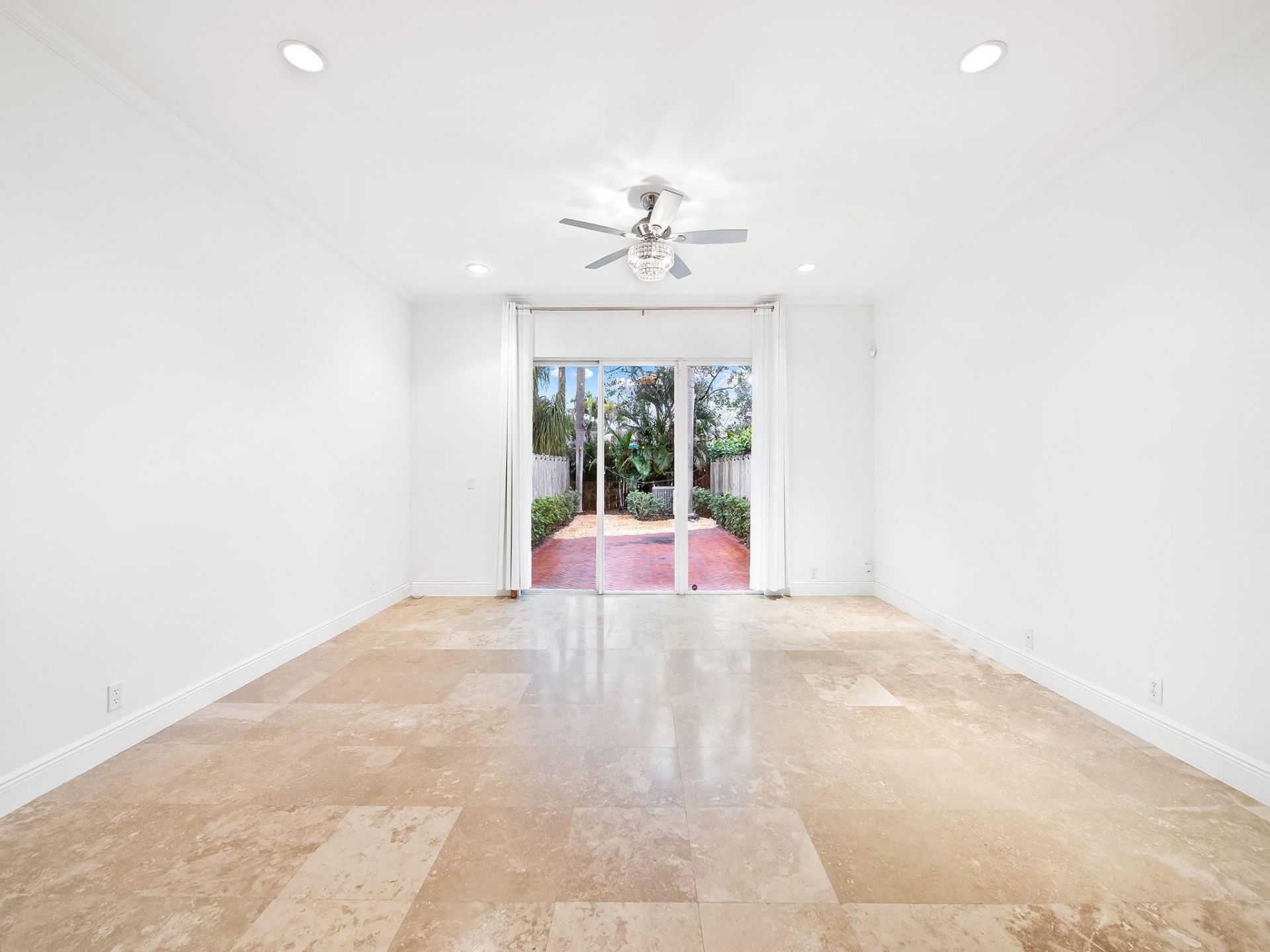1226 NE 14th Avenue, Fort Lauderdale, FL 33304 Photo
