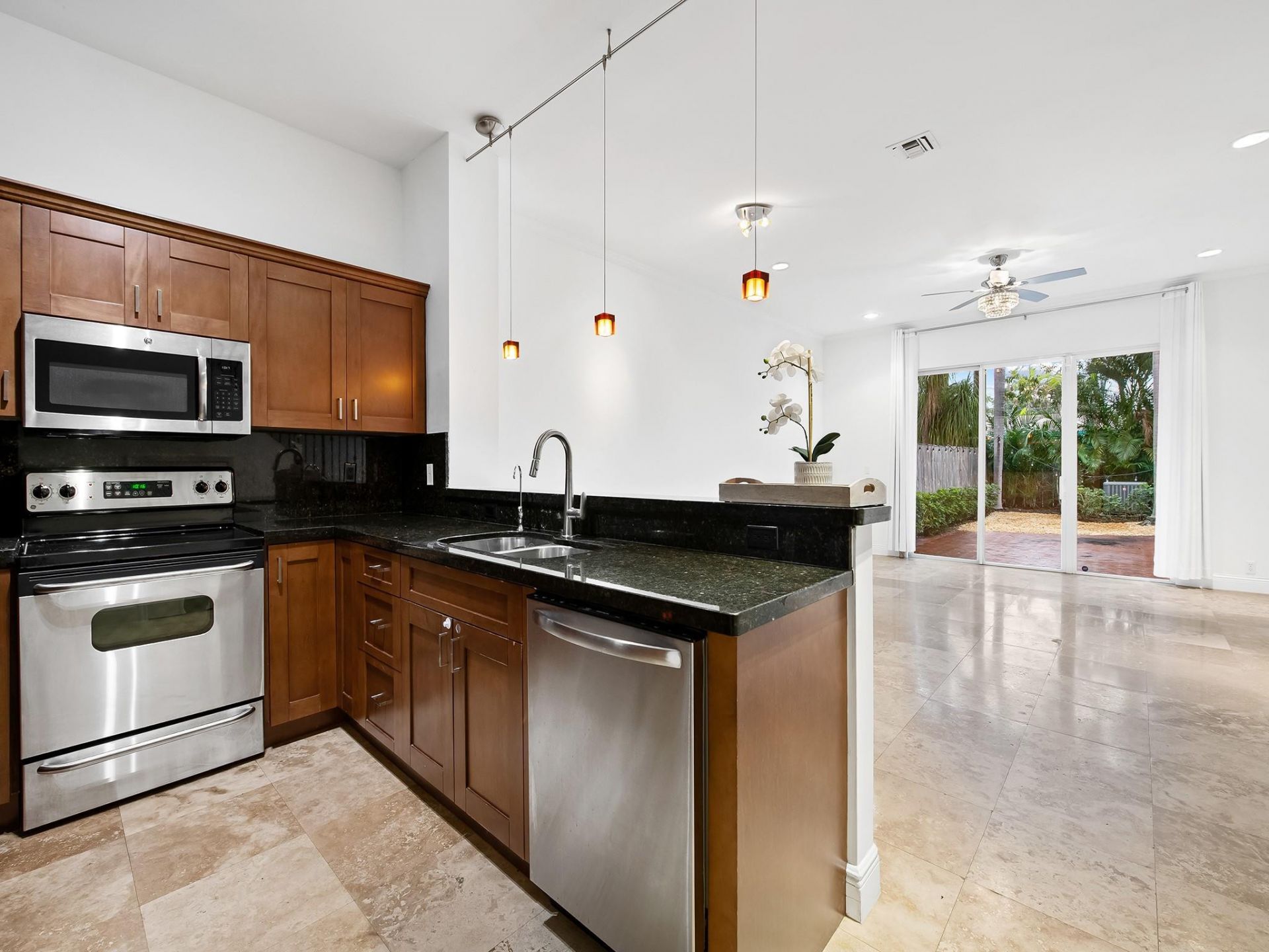 1226 NE 14th Avenue, Fort Lauderdale, FL 33304 Photo