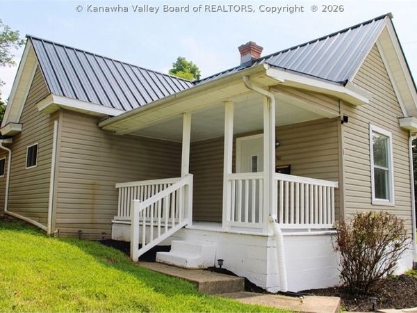 102 Valentia Street, Huntington, WV 25705