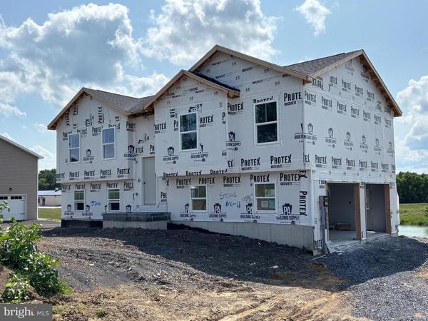 181 MEADOWCREEK DRIVE N , CHAMBERSBURG, PA 17202