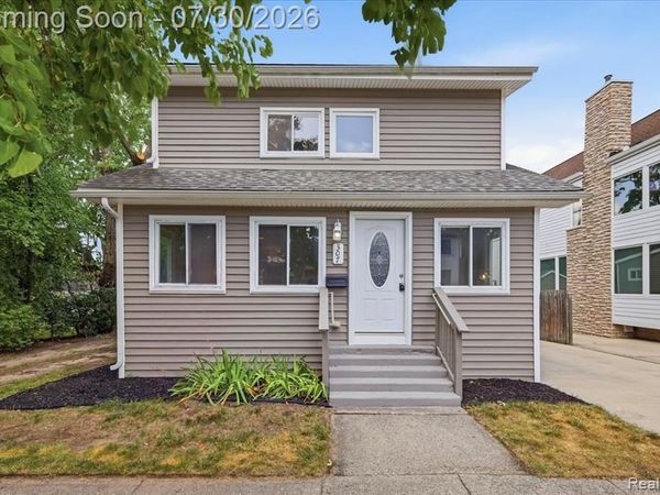 307 N Washington Avenue, Royal Oak, MI 48067